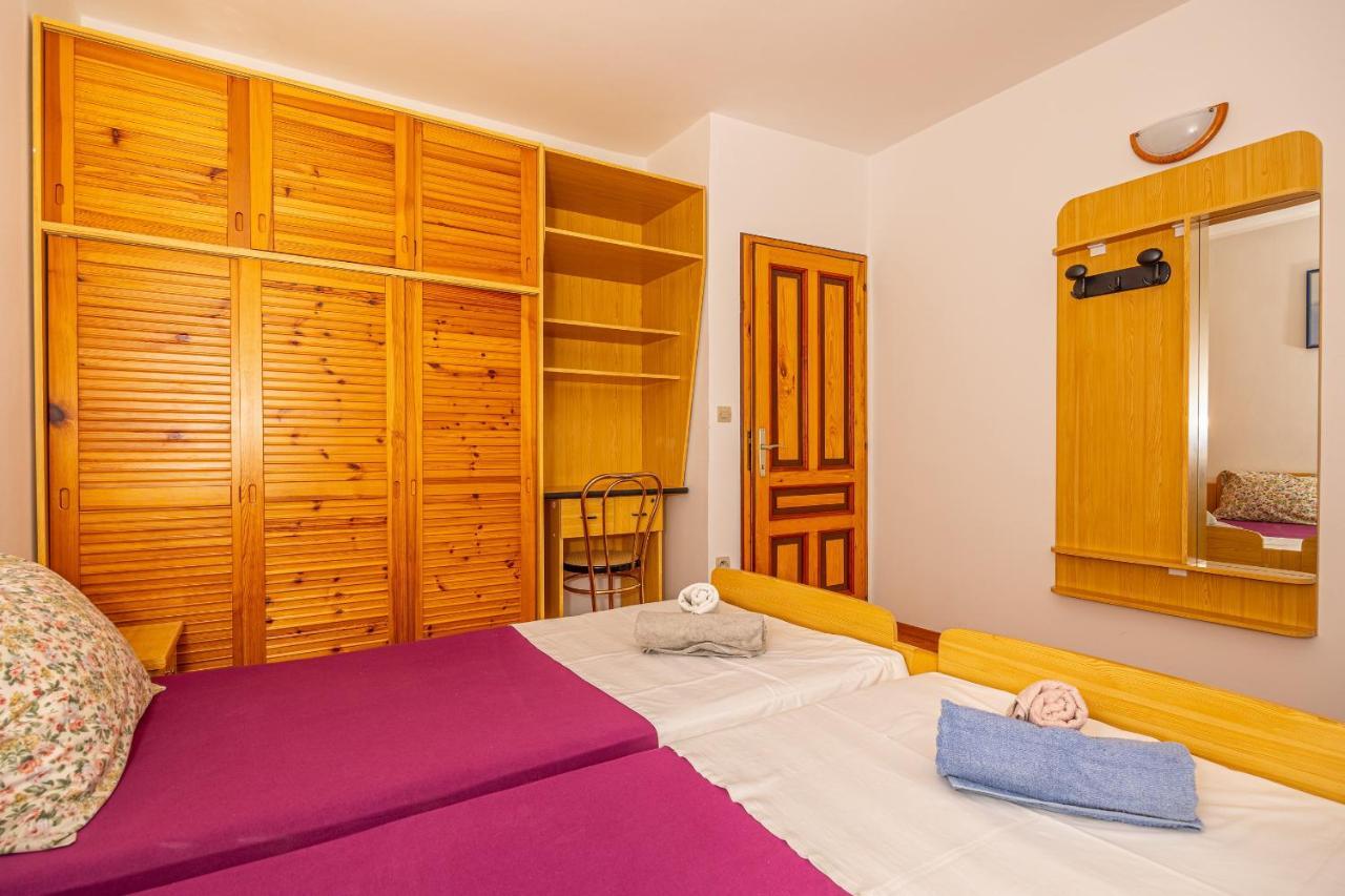Apartments Francoise ツリクヴェニツァ エクステリア 写真