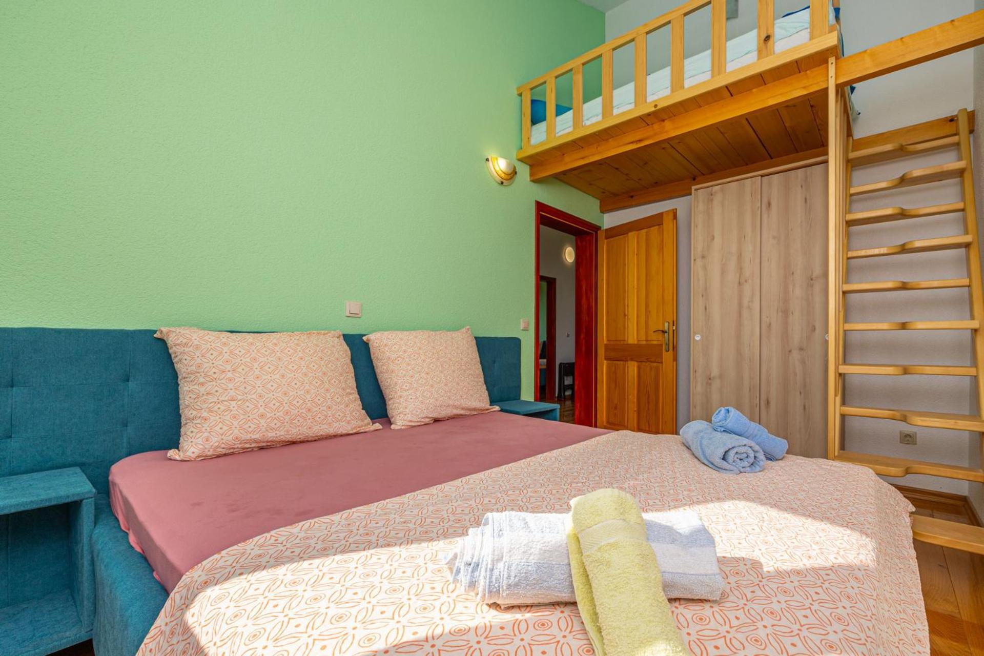 Apartments Francoise ツリクヴェニツァ エクステリア 写真